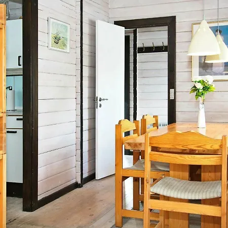 Дом отдыха Three-bedroom Holiday In Glesborg 29 Fjellerup Strand